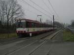 Eine Doppeltraktion aus Stadtbahnwagen B der Rheinbahn ist am 13.02.2004 gerade in Dsseldorf-Lrick abgefahren.
