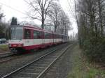 strassenbahn-dusseldorf/89275/eine-doppeltraktion-aus-stadtbahnwagen-b-der Eine Doppeltraktion aus Stadtbahnwagen B der Rheinbahn ist am 13.02.2004 in Meerbusch unterwegs.