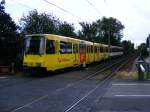 Eine Doppeltraktion aus Stadtbahnwagen B der Rheinbahn ist am 07.07.2008 in Krefeld-Dieem unterwegs.