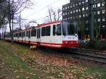 Eine Doppeltraktion aus Stadtbahnwagen B der Dortmunder Stadtwerke wird am 19.