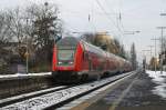 Meine Schonsten/105840/der-winter-steht-vor-der-tuerim Der Winter steht vor der Tr...im winterlich angehauchten Bonn Bad Godesberg wird gleich der RE 5 nach Koblenz einen Zwischenstopp machen (27.11.10)