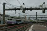 BB 22200/270498/sncf-bb-22-394-verlsst-mir SNCF BB 22 394 verlsst mir ihrem TER nach Lyon Dijon Ville.
22. Mai 2012 