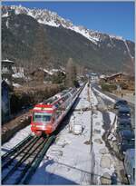 alpen-metro-martigny---vallorcine---chamonix---st-gervais/815142/der-sncf-z-800-004-94 Der SNCF Z 800 004 (94 87 0000 804-8 F-SNCF) verlässt Chamonix in Richtung Vallorcine. 

14.02.2023