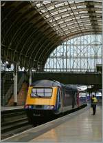 Der 9.15 Service nach Cardiff verlsst pnktlich Paddington.
13. Nov. 2012