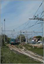 Der Trenitalia Regioanlzug 6510 von Rimini nach Ravenna erreicht Cessenatico. 17. Sept. 2014