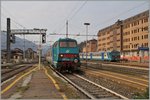 FS Trenitalia Nahverkehr in Domodossola: im Gegensatz zur (Haupt)Strecke nach Milano, welche von der lombardischen Trennord bedient wird, kümmert sich Trenitalia weiterhin um den Regionaverkehr der im Piemont liegenden Strecke nach Novara.
11. April 2015
