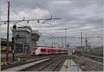 Die Trenord Milano - Malpensa Flughafenzüge verkehren in einer nun rot/weissen Farbgebung 

8. Nov. 2022