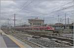 Ein FS Trenitalia ETR 4000 verlässt Milano Centrale.