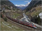 ETR 610/511795/ein-fs-etr-610-auf-der Ein FS ETR 610 auf der Gotthard Nord Rampe bei Wassen.
17. März 2016