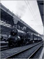 Die SBB A 3/5 705 mit einem Personenzug in Lausanne am 3. Okt. 12