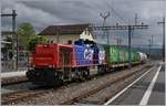 Am 843/680326/die-sbb-am-843-052-2-mit Die SBB Am 843 052-2 mit einem Güterzug in Gland.

9. Mai 2017