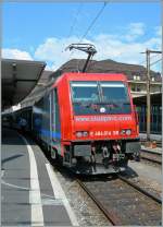 Die SBB, an Cisaplino vermietete, RE 484 014 in Lausanne. 
23.. Juli 2006