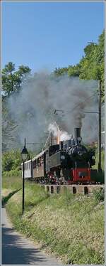 b-c-blonay-chamby/912889/als-langgezogenes-hochformat-die-seg-g Als langgezogenes Hochformat: Die SEG G 2x 2/2 105 der Blonay Chamby Bahn dampft kurz nach der Abfahrt in Blonay die starke Steigung in Richtung Chamby hinauf. 

18. Mai 2025