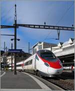 Am 8. November 2010 verlsst der SBB ETR 610 Lausanne als EC 39 Richtung Milano. 
