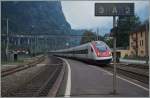 Der ICN 671 auf der Fahrt von Basel nach Lugano hält in Faido nicht an.