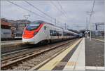 Der SBB  Giruno  RABe 501 018  Appenzell Ausserrhoden  erreicht als EC 307 den Bahnhof Reggio Emilia und somit schon bald sein Ziel Bologna.