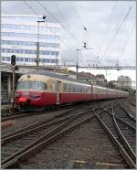 Der RAe TEE II 1053 auf  ungewohnten  Wegen: Zwar erreichte der TEE Triebzug frher Lausanne tglich mit dem Zugspaar TEE Cisalpin, doch die Strecke Lausanne - Bern war dem TEE Rheingold vorbehalten.