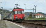 RBe 540 009-8 mit RE in Cully.