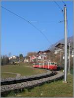 CEV Regionalzug auf der Fahrt Richtung Les Pleiades kurz nach der Abfahrt in Blonay.
3. Mrz 2013