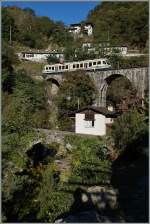 Als Regionalzug von Camedo nach Locarno unterwegs konnte dieser FART ABe 4/6 kurz vor Intargna fotografiert werden.