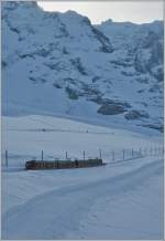 Ein JB Zug auf dem Weg zum Jungfraujoch, das oben, im zweiten Fnftel vom Bild zu erkennen ist. 
4. Feb. 2012