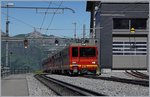 jb-jungfraubahn/512087/ein-aus-zwei-bhe-48-bestehender Ein aus zwei Bhe 4/8 bestehender JB Zug verlässt die Station Eigergletscher.
8. August 2016