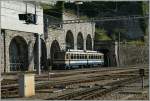 Auf 80 cm von Montreux auf den Rochrers de Naye: Die  Talstation  Montreux hat als einzigen Schweizer Bahnhof drei Spurweiten: 1435 mm fr die SBB, 1000mm fr die MOB und 800mm fr die Rochers de Naye