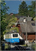 mob-goldenpass/504818/der-bhe-24-auf-der-fahrt Der Bhe 2/4 auf der Fahrt Richtung Rochers de Naye oberhalb von Caux. 
Das Bild entstand aus dem vorausfahrenden Zug.
28. Juni 2016