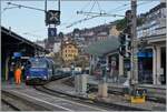 Die Spannung steigt, nur noch einen kurzen Augenblick; dann verlässt der erste GPX GoldenPass Express nach Interlaken Ost Montreux.

11. Dez. 2022