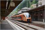 SOB/737131/der-sob-rabe-526-206106-treno Der SOB RABe 526 206/106 'Treno Gottardo' nach Basel beim Halt in Göschenen.

23. Juni 202