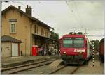 In  alten  Bahnhof von Le Brassus wartet ein TRAVYS RBDe als Regionalzug nach Vallorbe auf die Abfahrt.