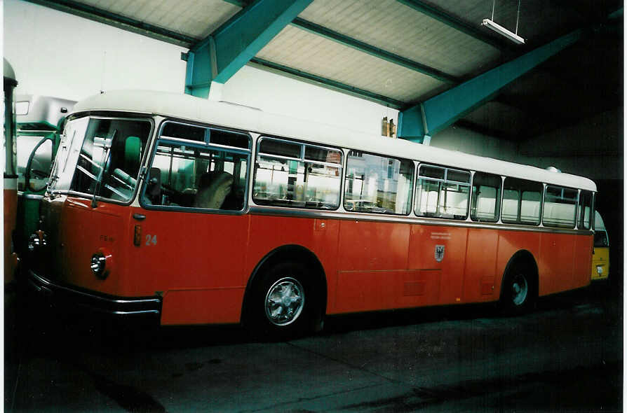 (002'011) - AFA Adelboden - Nr. 24/BE 26'702 - FBW/R&J (ex Steiner, Ortschwaben Nr. 1) im Oktober 1987 im Autobahnhof Adelboden