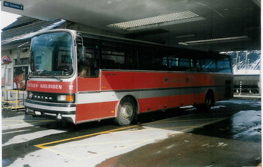 (011'523) - AFA Adelboden - Nr. 12/BE 26'702 - Setra am 27. Februar 1995 beim Bahnhof Frutigen