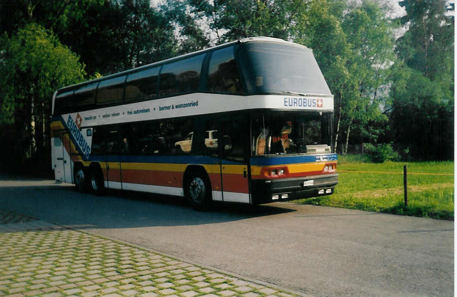 (014'111) - Berner+Wanzenried, Bern - Nr. 9/BE 62'544 - Neoplan am 5. Juni 1996 in Thun, Scherzligen/Schadau