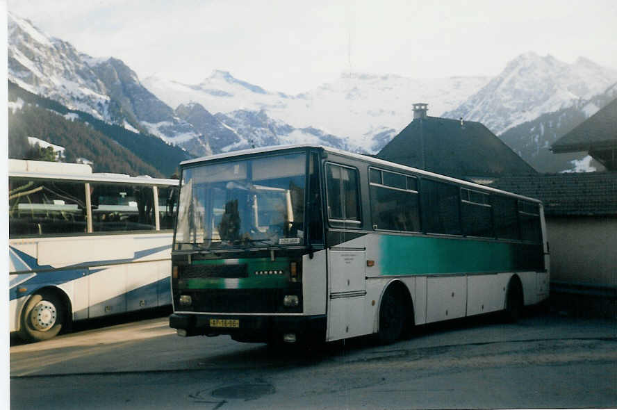 (021'413) - Aus der Tschechoslowakei: Smd, Praha - AP-16-96 - Karosa am 11. Januar 1998 in Adelboden, Landstrasse