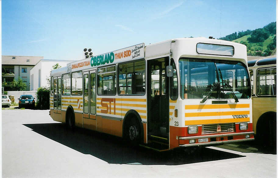 (023'225) - STI Thun - Nr. 23/BE 419'023 - Volvo/R&J (ex SAT Thun Nr. 23) am 9. Juni 1998 in Thun, Garage