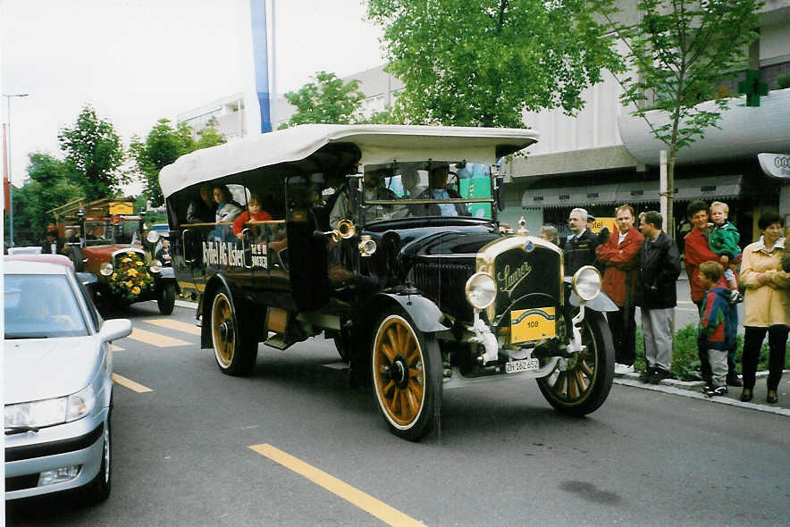 (023'318) - Ryffel, Uster - ZH 162'652 - Saurer/Saurer am 14. Juni 1998 in Uster, Zrichstrasse