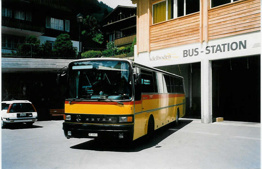 (023'813) - Geiger, Adelboden - Nr. 2/BE 26'853 - Setra (ex In Albon, Visp) am 4. Juli 1998 beim Autobahnhof Adelboden