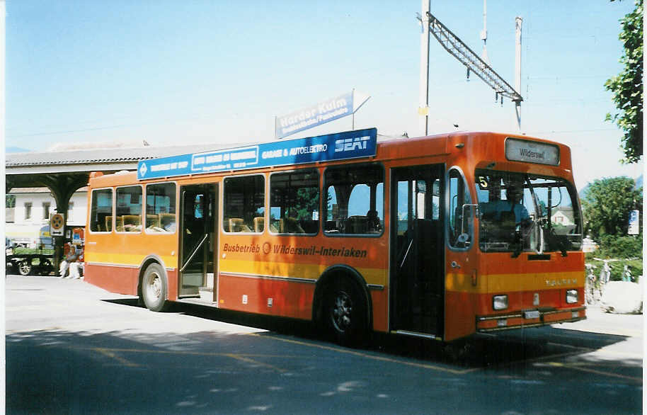 (023'819) - BOB Interlaken - Nr. 3/BE 339'040 - Saurer/R&J (ex STI Thun Nr. 53) am 6. Juli 1998 beim Bahnhof Interlaken West