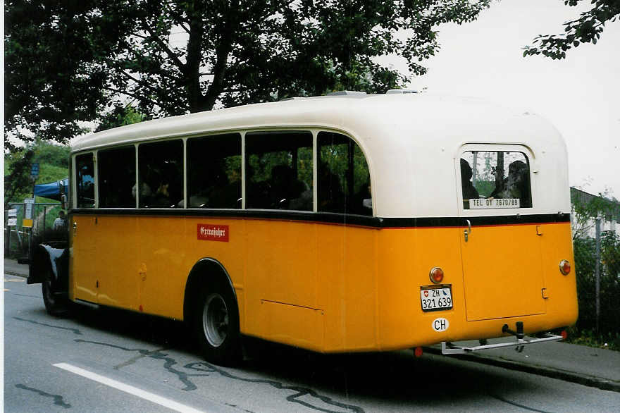 (026'527) - Wetli, Maschwanden - ZH 321'639 - Saurer/R&J (ex Schmid, Buchs/ZH; ex Tschannen, Zofingen Nr. 3) am 3. Oktober 1998 in Rti, Sonnenplatz