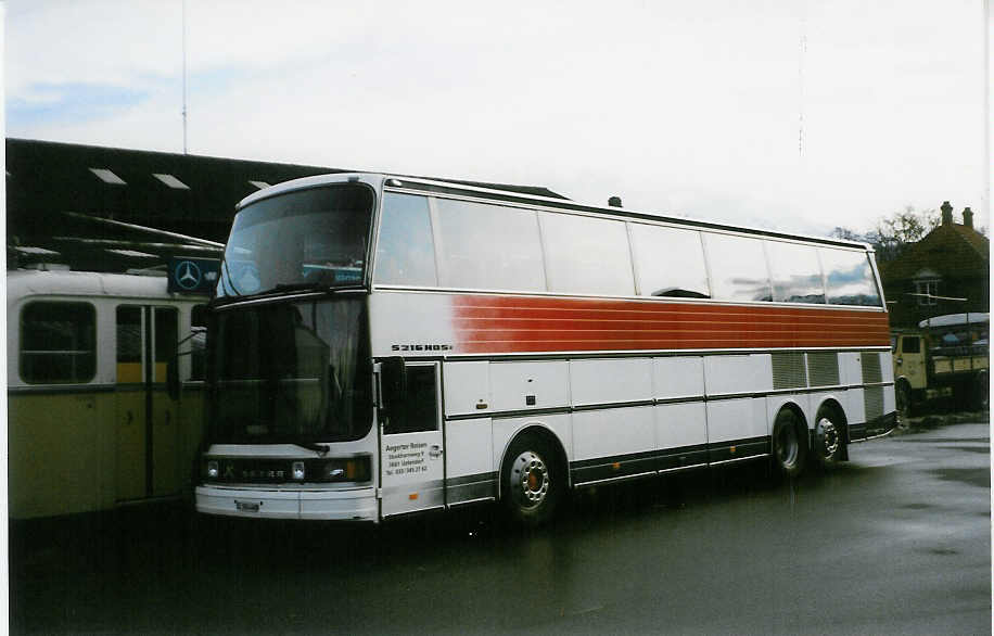 (028'232) - Aegerter, Uetendorf - BE 300'440 - Setra am 13. Dezember 1998 in Thun, Garage STI