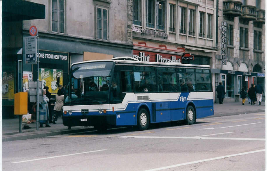 (030'712) - TF Fribourg - Nr. 78/FR 648 - Van Hool am 3. April 1999 beim Bahnhof Fribourg