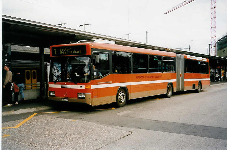 (034'336) - AGO Olten - Nr. 17/SO 20'572 - Mercedes/Hess am 14. Juli 1999 beim Bahnhof Olten