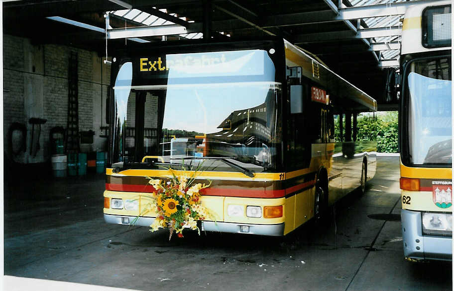 (035'036) - STI Thun - Nr. 11/BE 26'748 - MAN (ex TSG Blumenstein Nr. 2) am 6. August 1999 in Thun, Garage