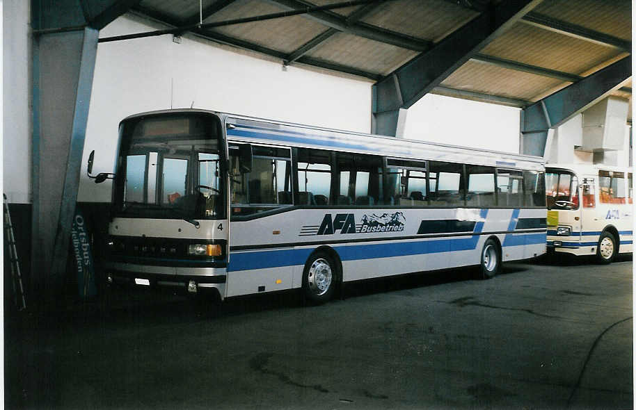 (037'334) - AFA Adelboden - Nr. 4/BE 26'704 - Setra (ex AAGI Interlaken Nr. 32) am 17. Oktober 1999 im Autobahnhof Adelboden