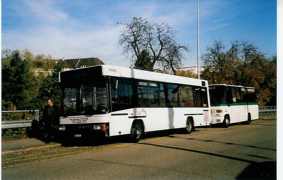 (037'507) - Taxi-Zentrale, Basel - Nr. 304/BS 2314 - Neoplan am 1. November 1999 in Basel, ZOO