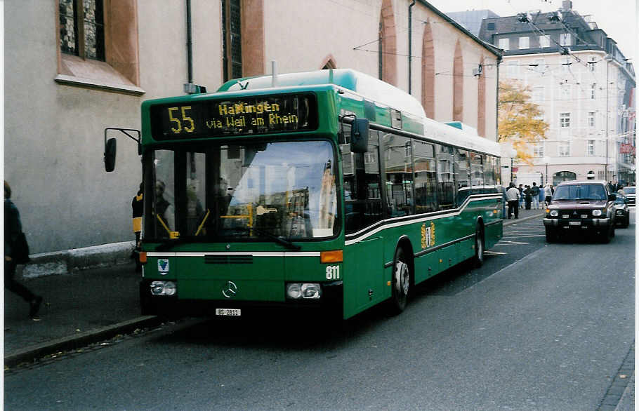 (037'530) - BVB Basel - Nr. 811/BS 2811 - Mercedes am 1. November 1999 in Basel, Claraplatz