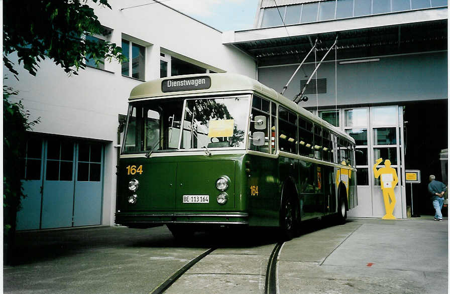 (040'532) - SVB Bern - Nr. 164/BE 113'164 - FBW/R&J am 20. Mai 2000 in Bern, Eigergarage (Enteiser)