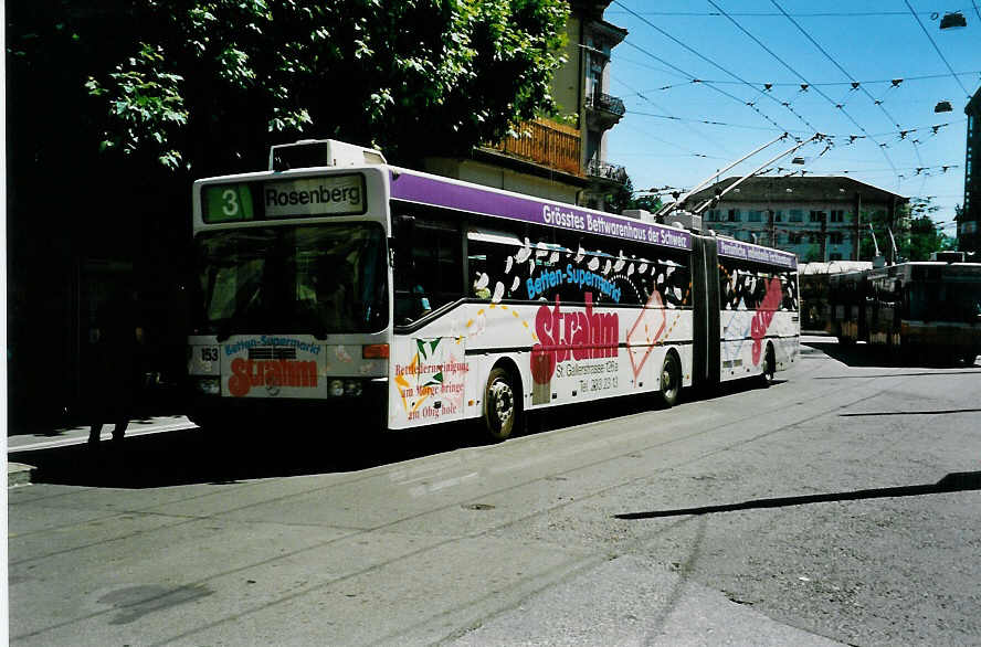 (041'516) - WV Winterthur - Nr. 153 - Mercedes Gelenktrolleybus am 19. Juni 2000 beim Hauptbahnhof Winterthur