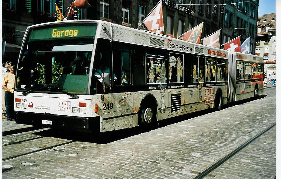 (042'519) - SVB Bern - Nr. 249/BE 518'249 - Van Hool am 12. August 2000 in Bern, Brenplatz